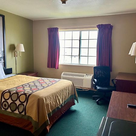 Super 8 By Wyndham Platte City Kansas City Area Екстер'єр фото