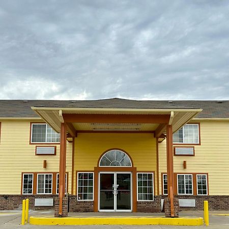 Super 8 By Wyndham Platte City Kansas City Area Екстер'єр фото