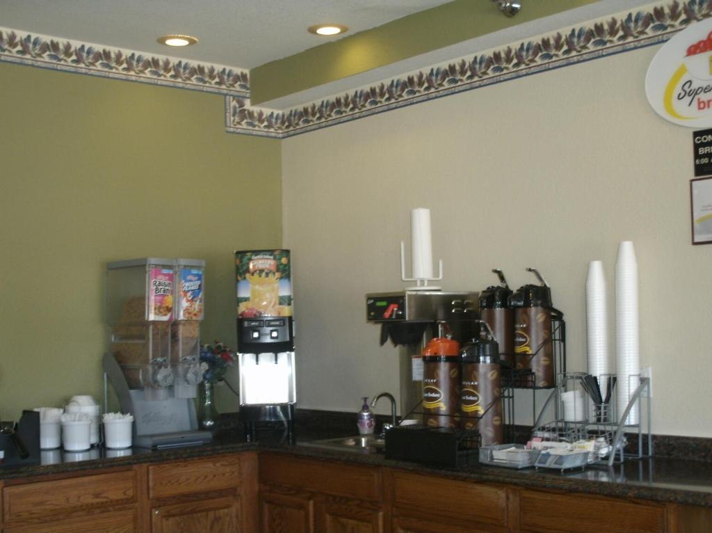 Super 8 By Wyndham Platte City Kansas City Area Екстер'єр фото
