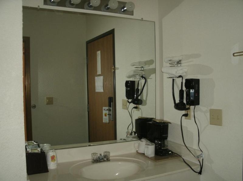 Super 8 By Wyndham Platte City Kansas City Area Екстер'єр фото